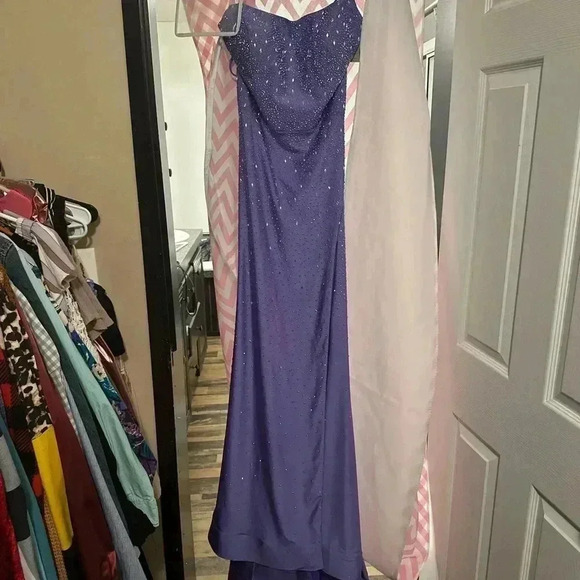 Prom Dress - Picture 5 of 6